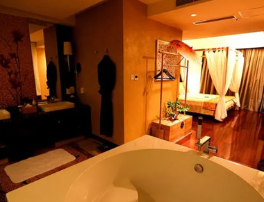 上海闵行区养生会所的黄昏恋：当爱情遇上八十岁